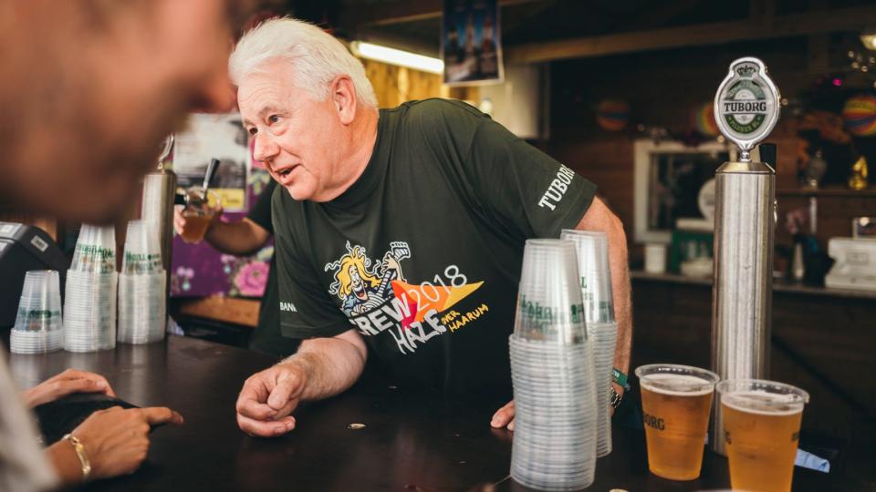 Festival crew T-shirts med historie og minder